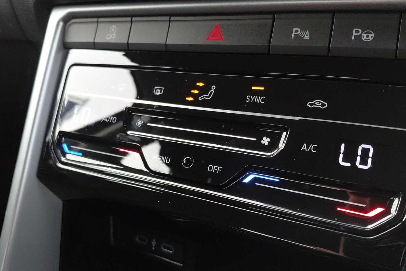 Used Volkswagen T-Roc 2023 for sale - 76338431: Photo 17