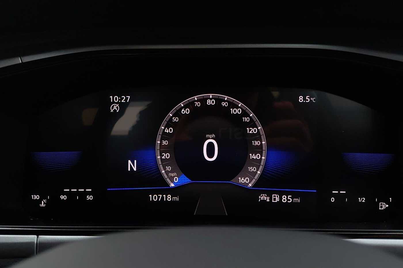 Used Volkswagen T-Roc 2023 for sale - 76338431: Photo 18