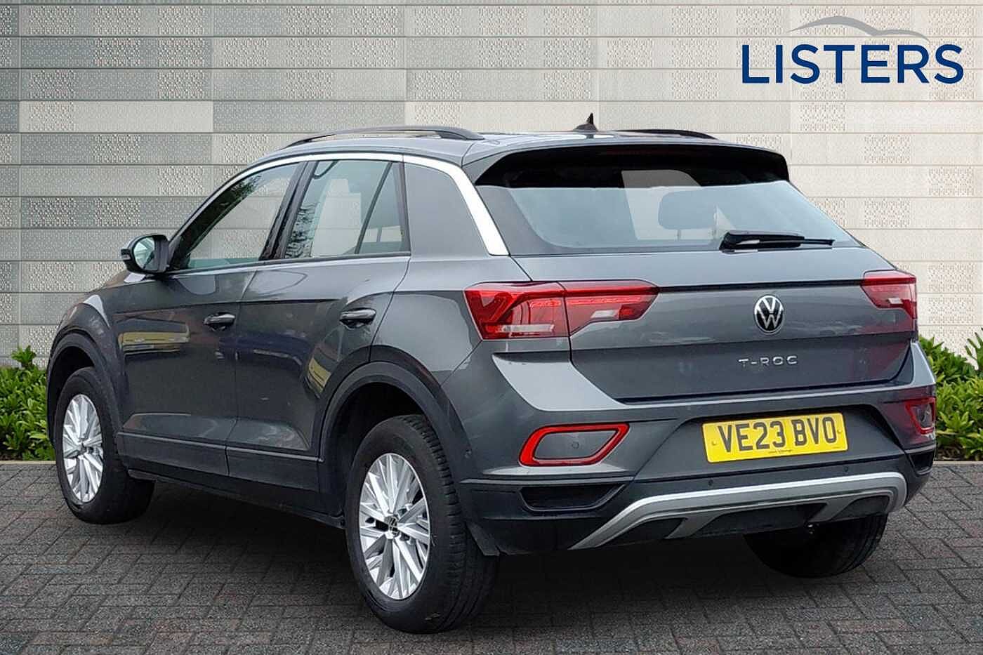 Used Volkswagen T-Roc 2023 for sale - 76338431: Photo 3