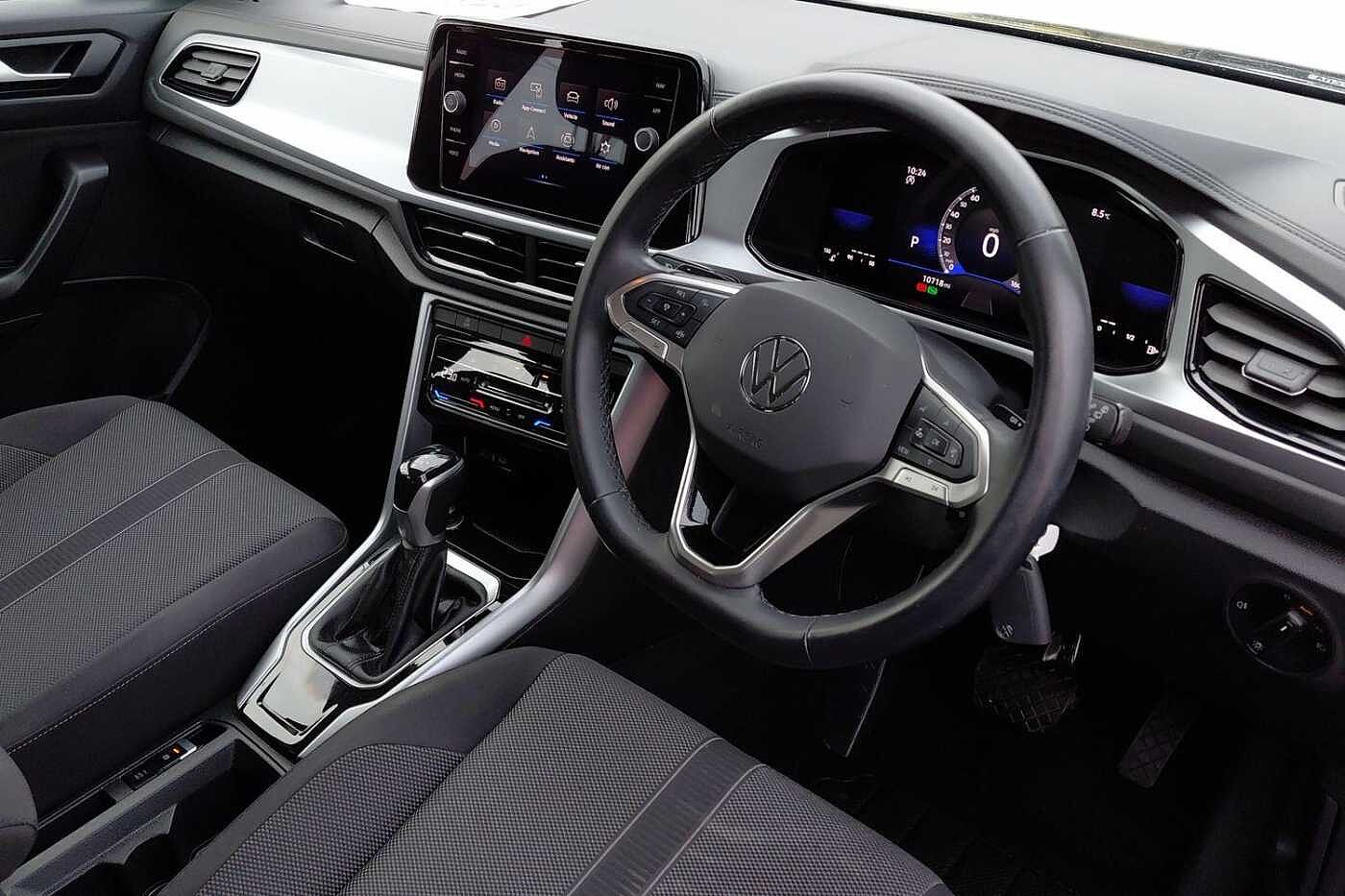 Used Volkswagen T-Roc 2023 for sale - 76338431: Photo 6