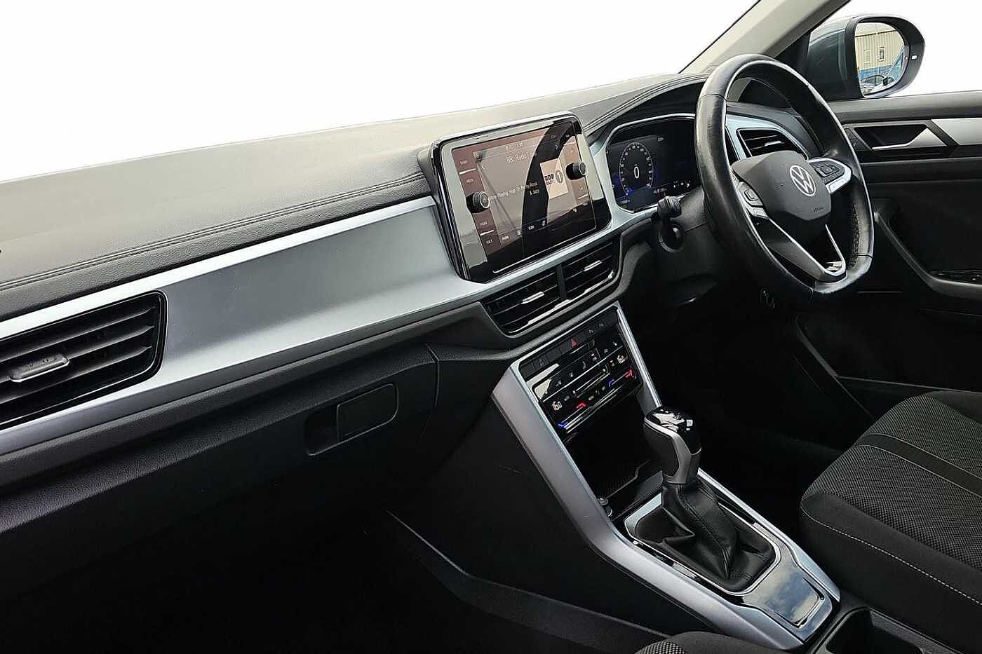 Used Volkswagen T-Roc 2022 for sale - 76110695: Photo 2