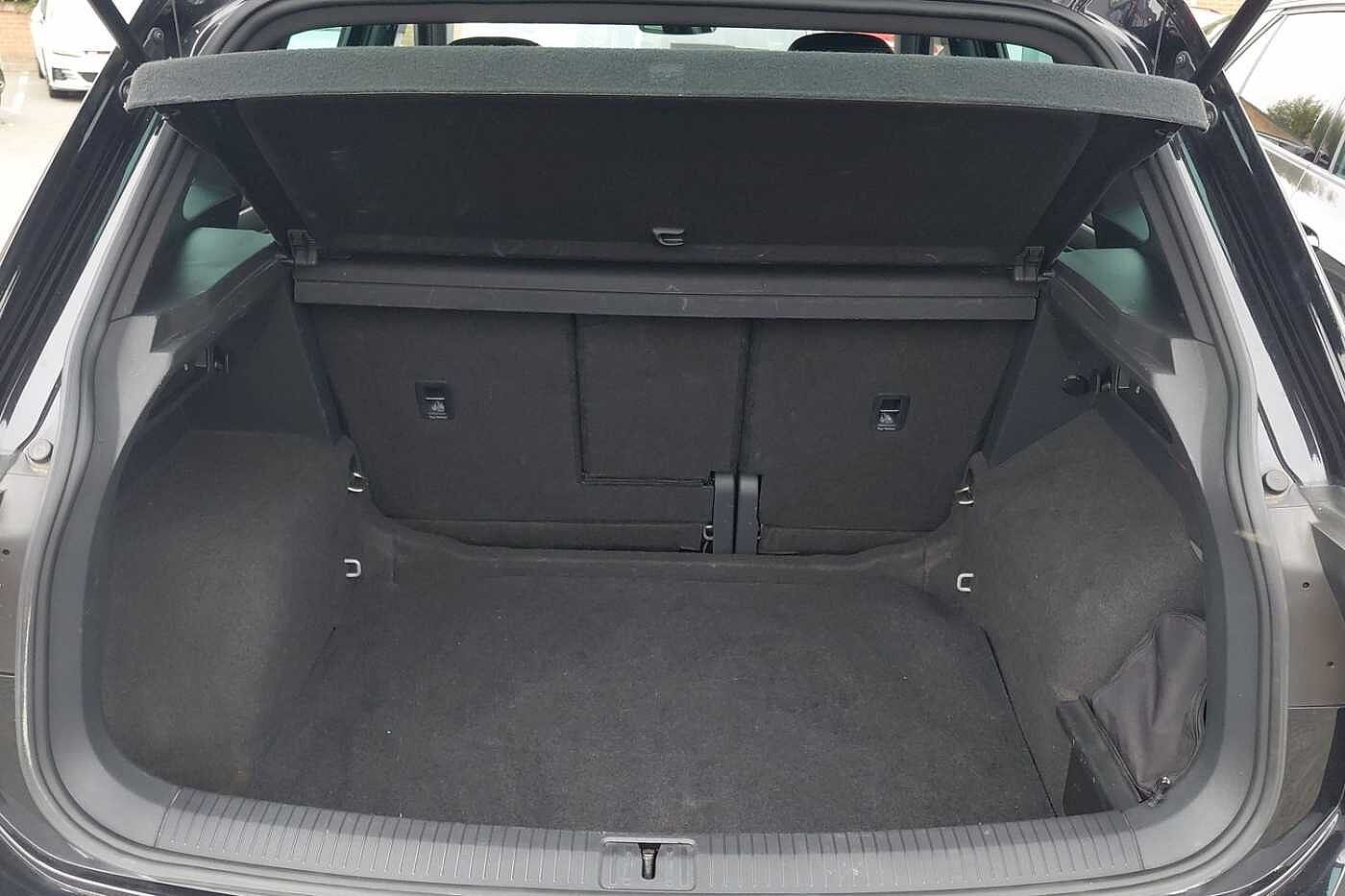 Used Volkswagen Tiguan 2021 for sale - 76111045: Photo 11