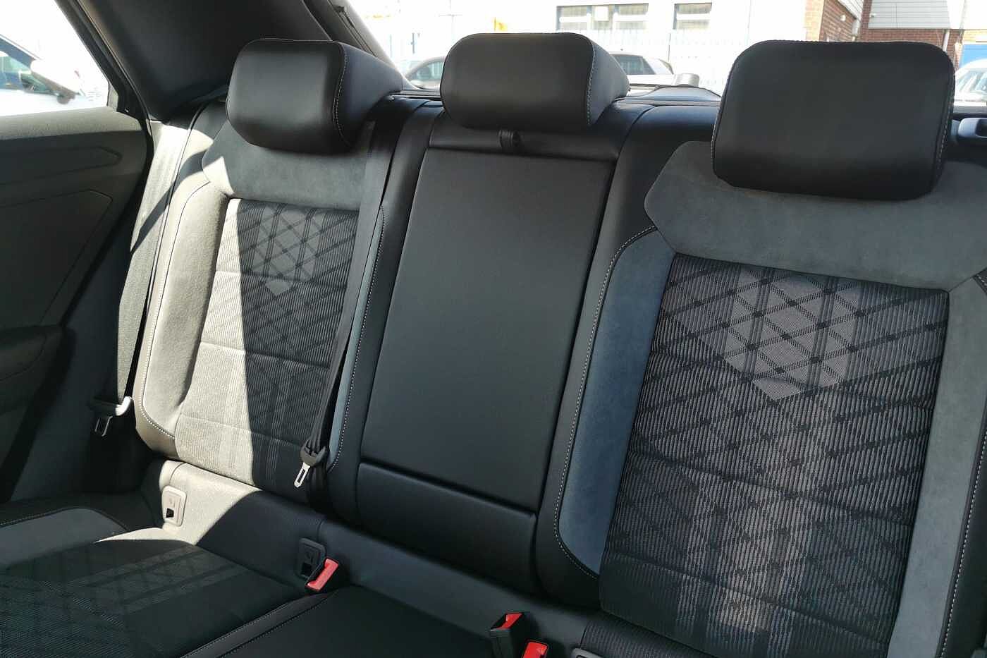 Used Volkswagen T-Roc 2025 for sale - 76111043: Photo 11