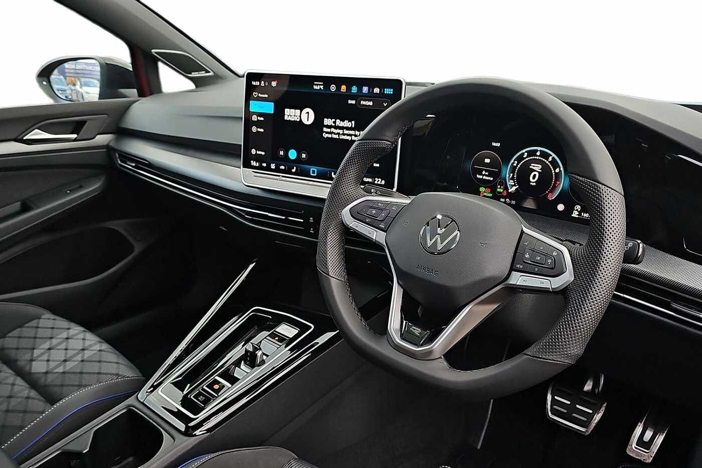 Used Volkswagen Golf 2025 for sale - 76123943: Photo 6