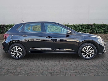 Used Volkswagen Polo 2025 for sale - 77176611: Photo