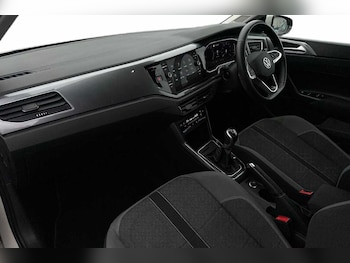 Used Volkswagen Polo 2022 for sale - 76888308: Photo