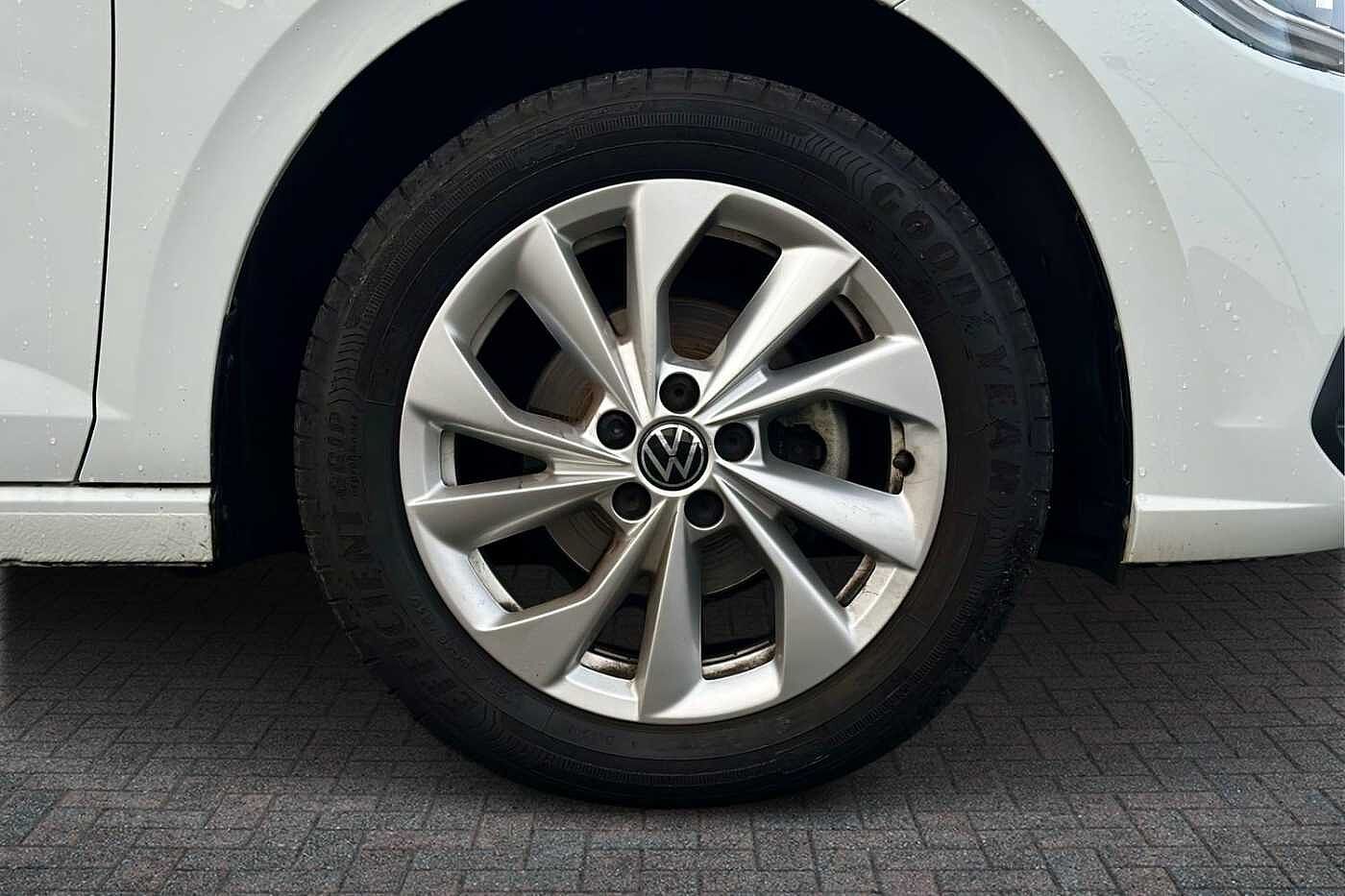 Used Volkswagen Polo 2024 for sale - 77176701: Photo 5