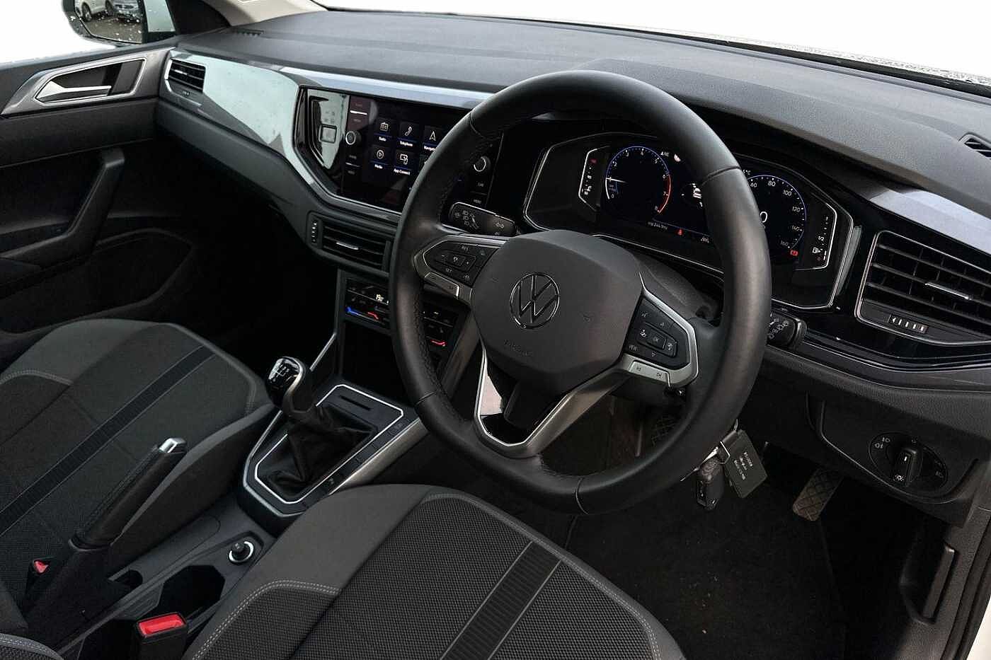 Used Volkswagen Polo 2024 for sale - 77176701: Photo 6