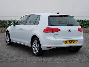 Used Volkswagen Golf 2016 for sale - 76372388: Photo