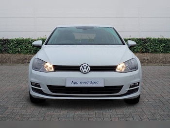 Used Volkswagen Golf 2016 for sale - 76372388: Photo
