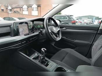 Used Volkswagen Golf 2021 for sale - 75116048: Photo