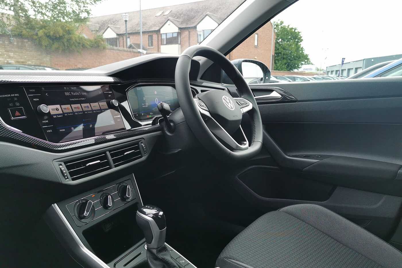 Used Volkswagen Taigo 2025 for sale - 77739451: Photo 2