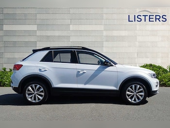 Used Volkswagen T-Roc 2020 for sale - 75432394: Photo