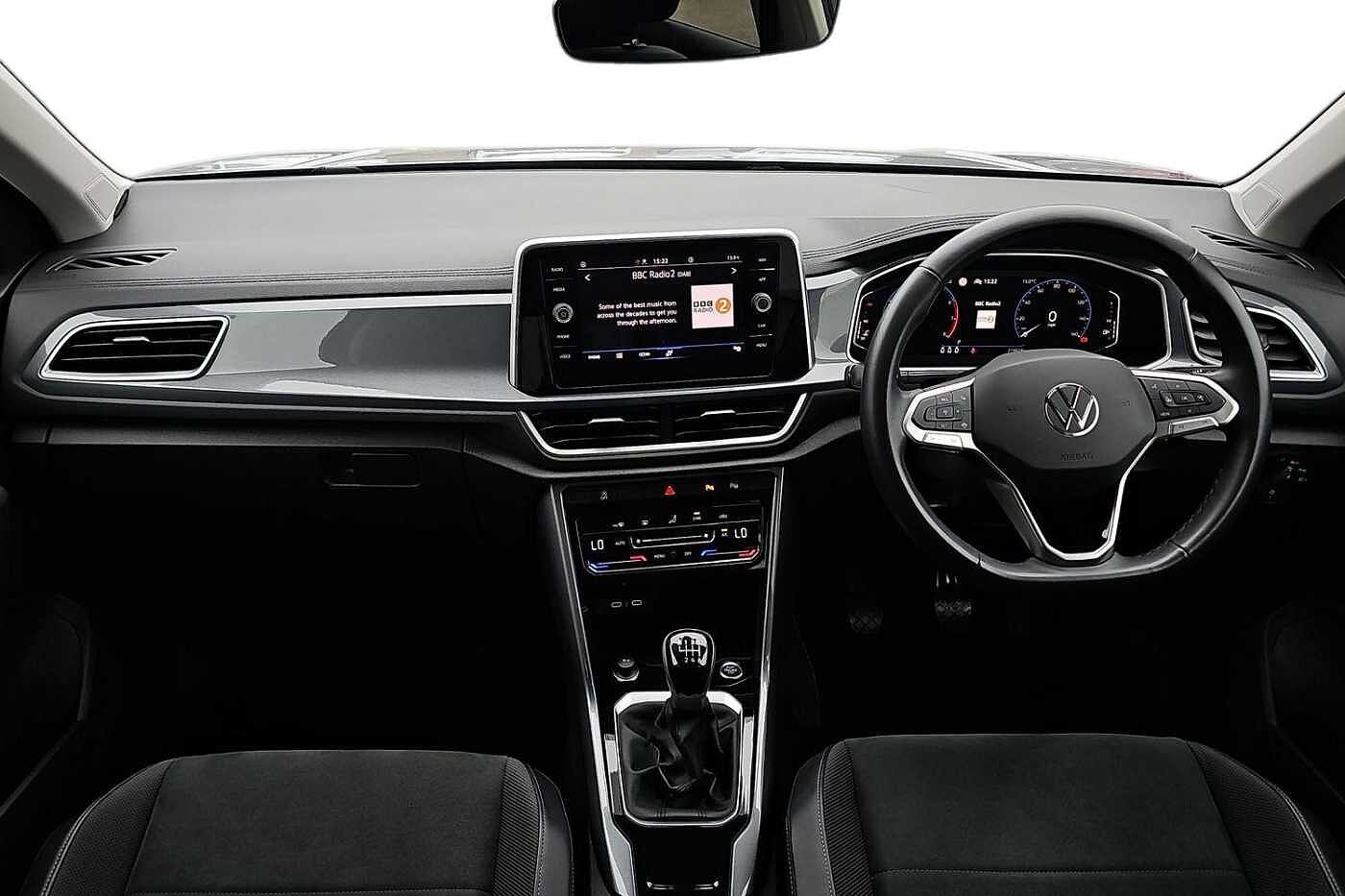 Used Volkswagen T-Roc 2023 for sale - 76111627: Photo 9
