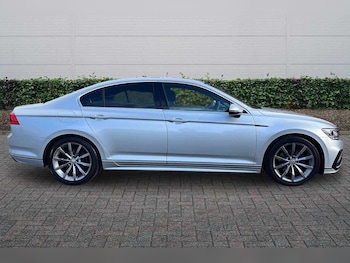 Used Volkswagen Passat 2021 for sale - 77910657: Photo