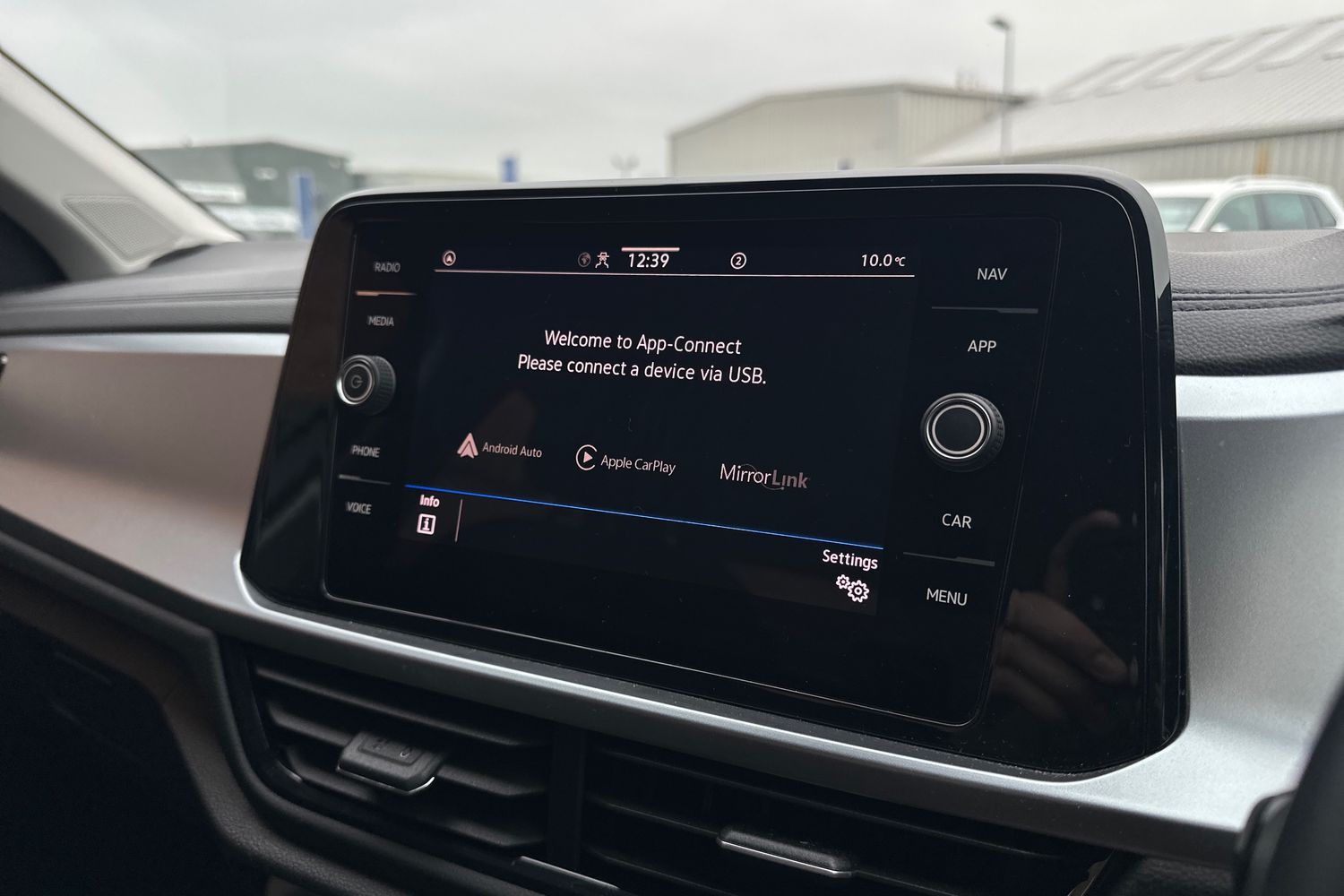 Used Volkswagen T-Roc 2023 for sale - 77013400: Photo 14