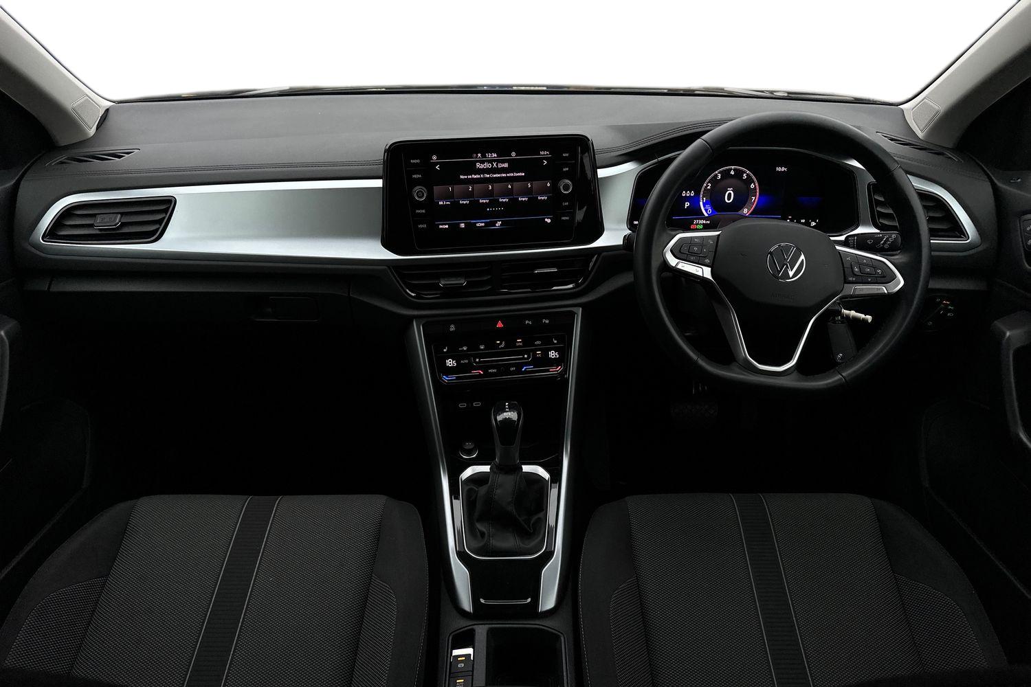 Used Volkswagen T-Roc 2023 for sale - 77013400: Photo 8