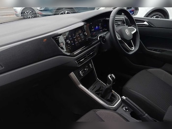 Used Volkswagen Polo 2023 for sale - 76856275: Photo