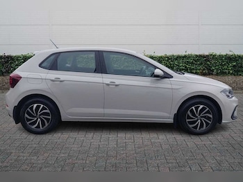Used Volkswagen Polo 2023 for sale - 76856275: Photo