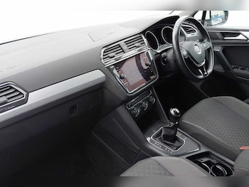 Used Volkswagen Tiguan 2018 for sale - 76110743: Photo