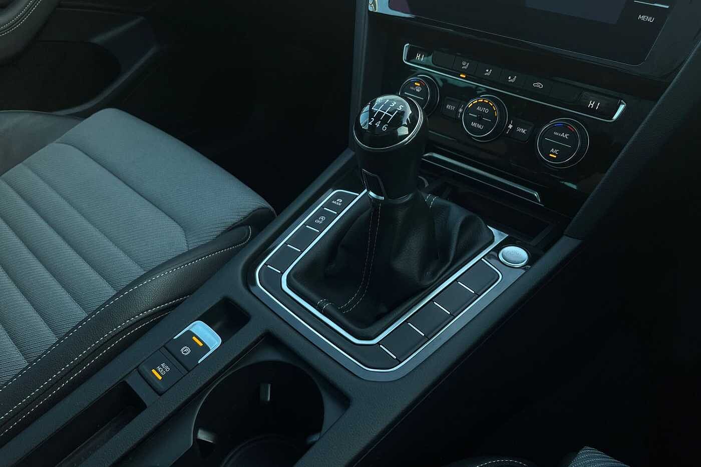 Used Volkswagen Passat 2018 for sale - 77442072: Photo 13