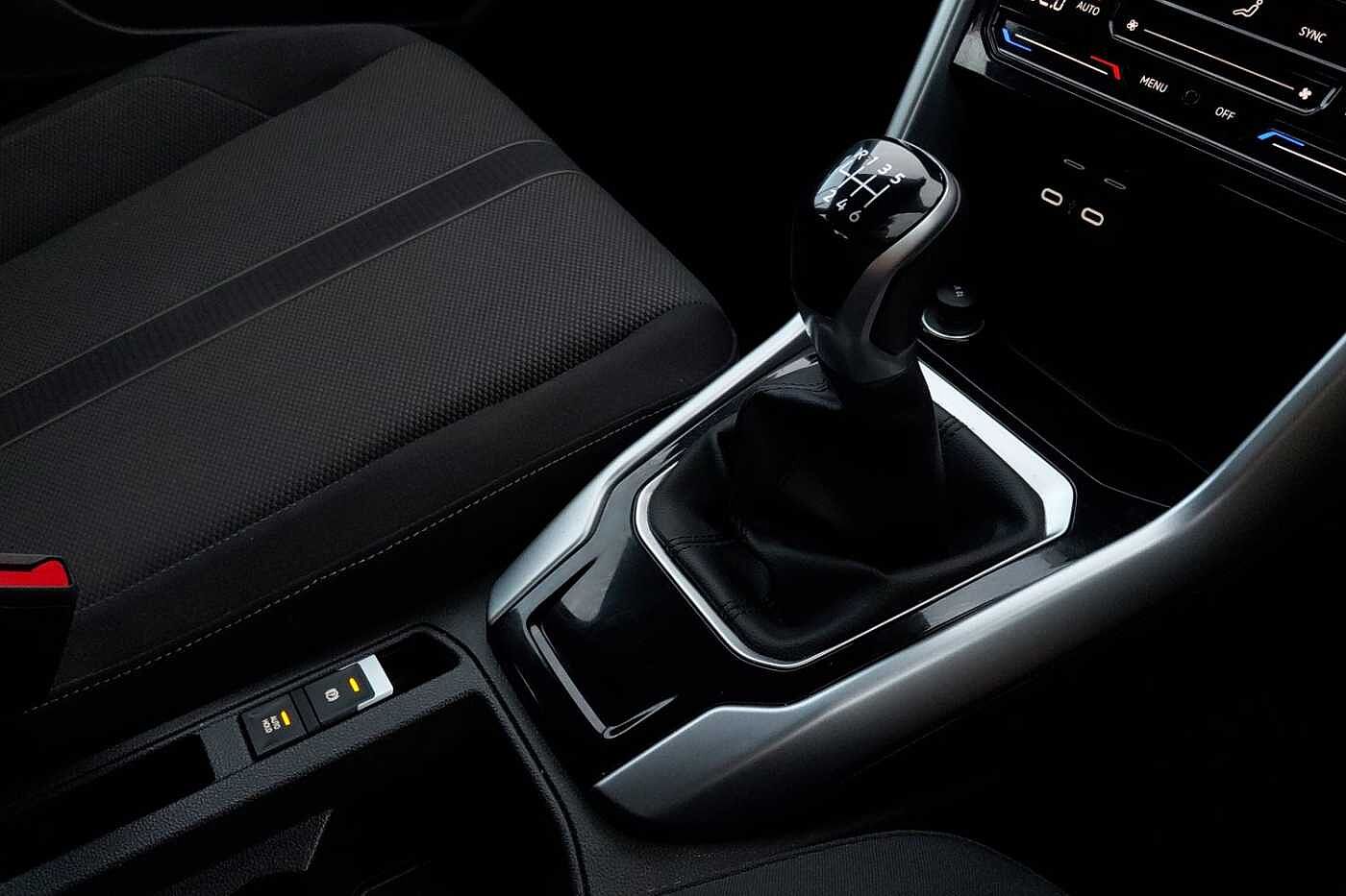 Used Volkswagen T-Roc 2023 for sale - 76635336: Photo 14