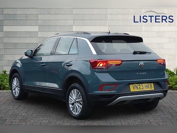 Used Volkswagen T-Roc 2023 for sale - 76635336: Photo
