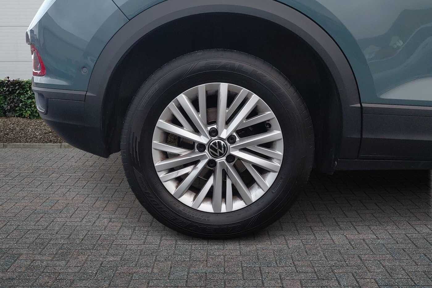 Used Volkswagen T-Roc 2023 for sale - 76635336: Photo 5