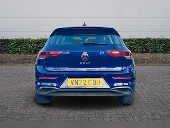 Used Volkswagen Golf 2022 for sale - 77013507: Photo