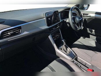 Used Volkswagen T-Roc 2023 for sale - 78063322: Photo