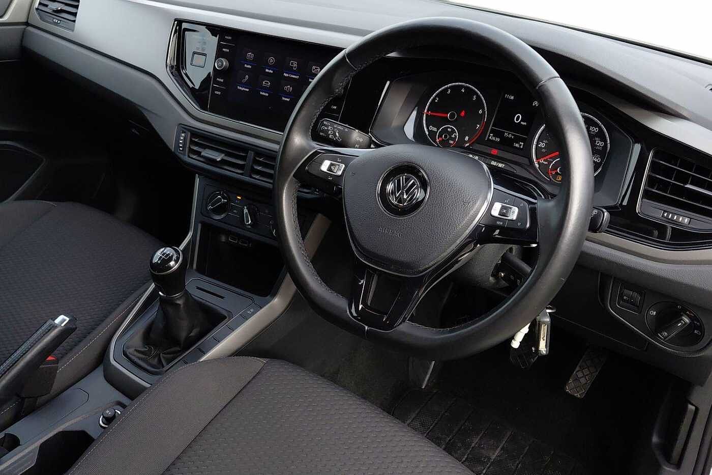 Used Volkswagen Polo 2018 for sale - 76338483: Photo 6