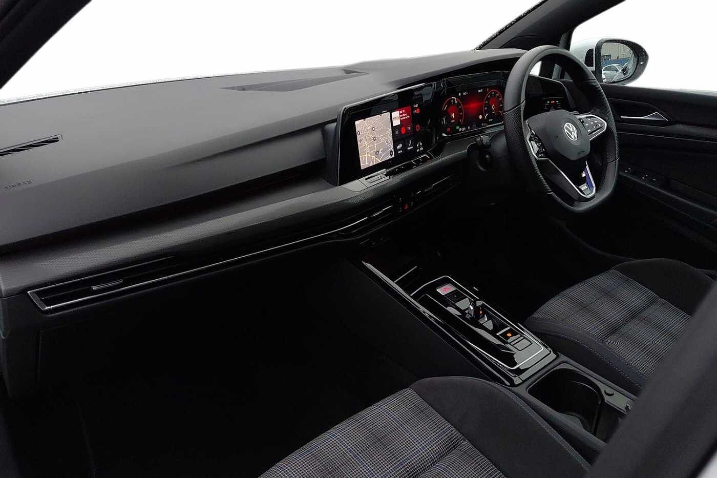 Used Volkswagen Golf 2024 for sale - 76800339: Photo 2