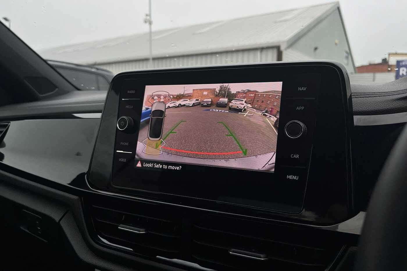 Used Volkswagen T-Roc 2025 for sale - 77725359: Photo 17