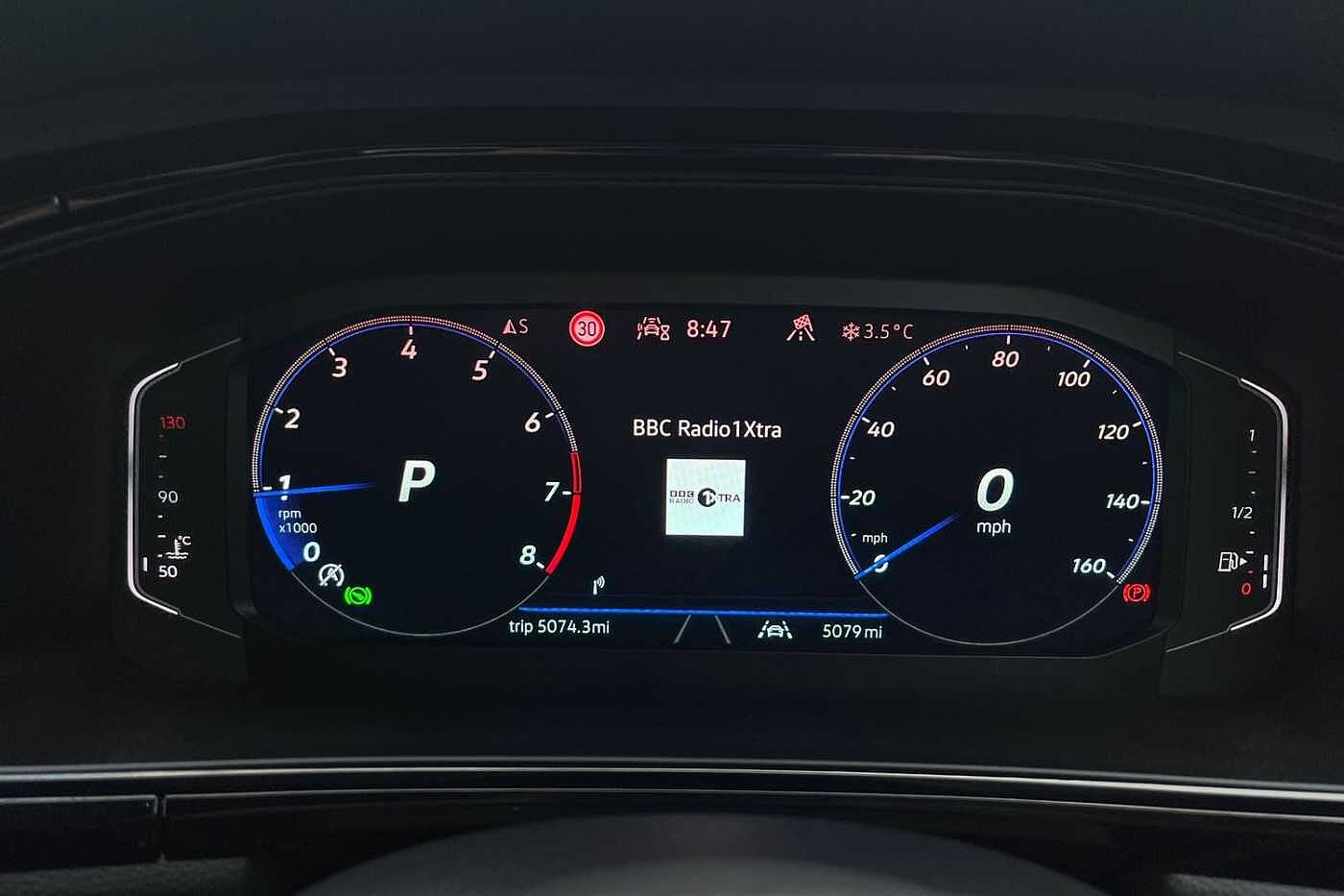 Used Volkswagen T-Roc 2025 for sale - 77725359: Photo 19