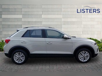 Used Volkswagen T-Roc 2023 for sale - 76730761: Photo