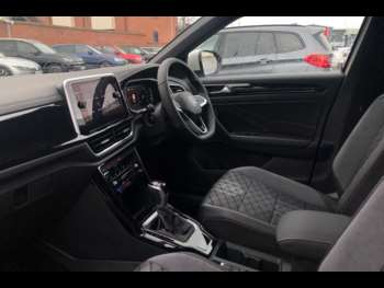Used Volkswagen T-Roc 2024 for sale - 73107455: Photo