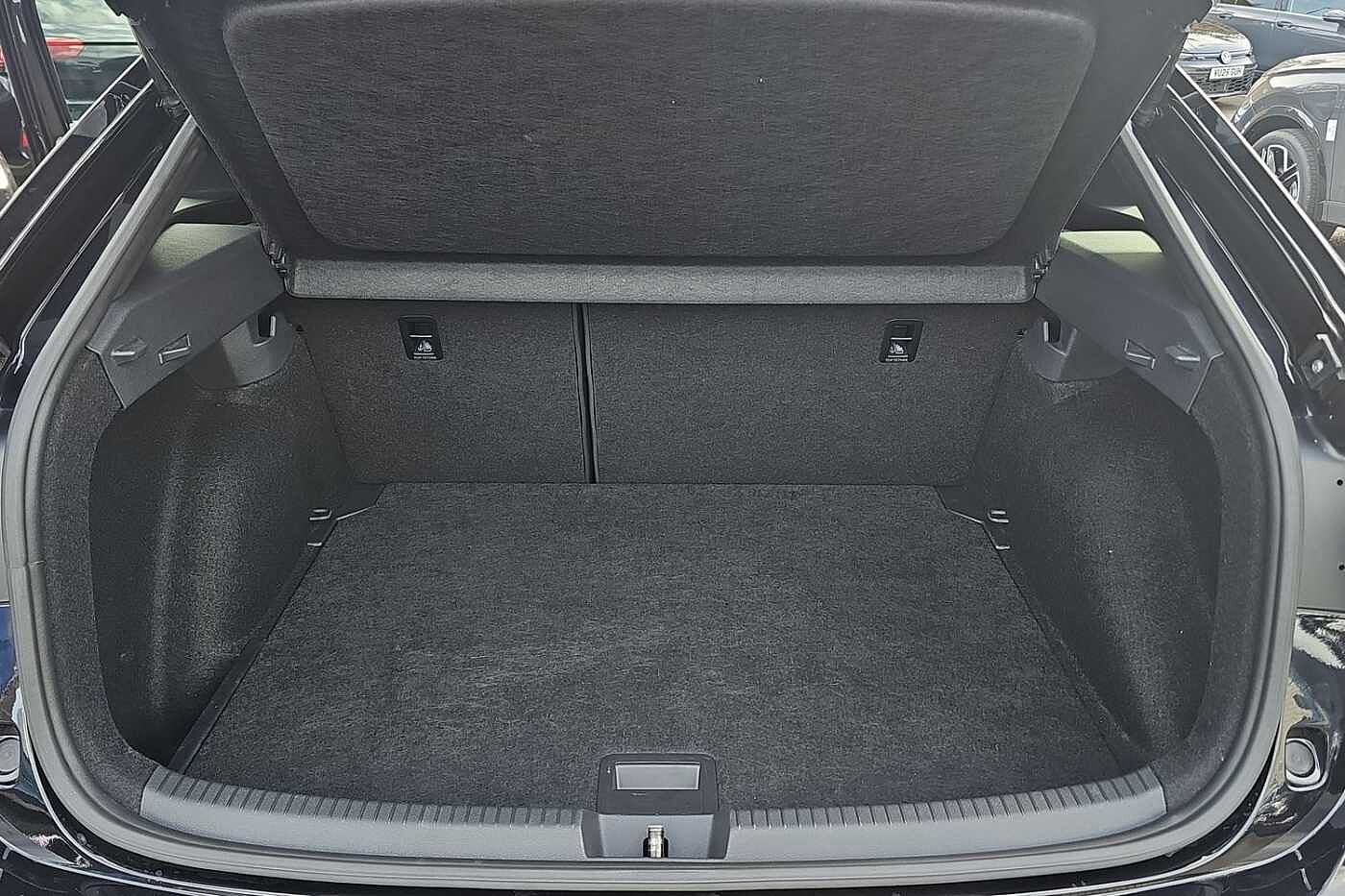 Used Volkswagen Taigo 2024 for sale - 76110494: Photo 11