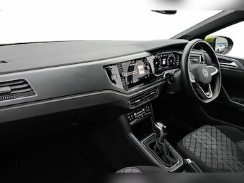 Used Volkswagen Taigo 2024 for sale - 77177045: Photo