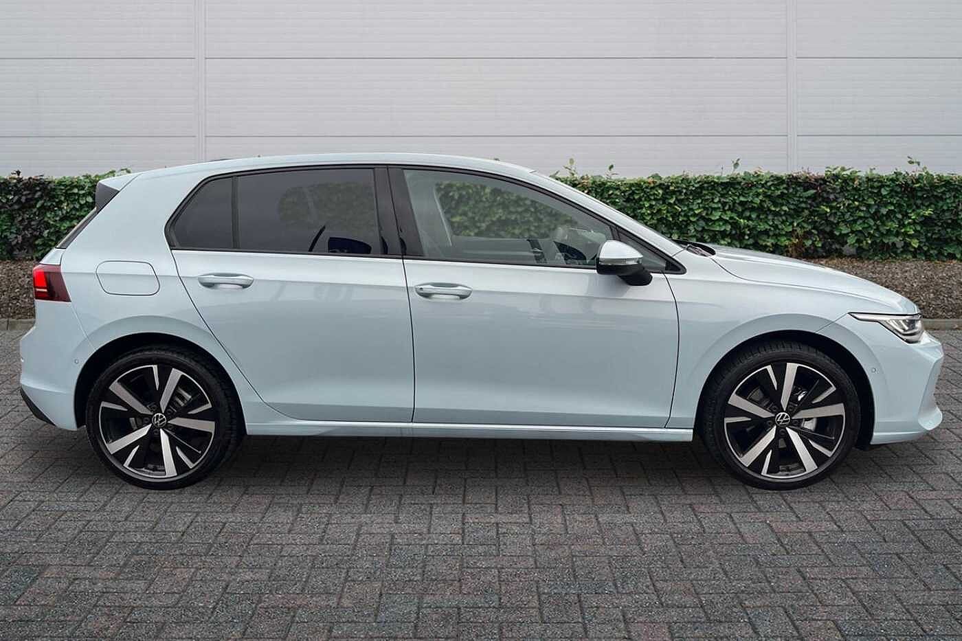 Used Volkswagen Golf 2026 for sale - 77442107: Photo 4