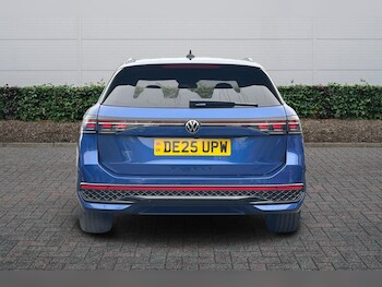 Used Volkswagen Passat 2025 for sale - 77157544: Photo