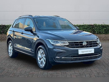 2024 (74) - 1.4 TSI eHybrid Life 5dr DSG