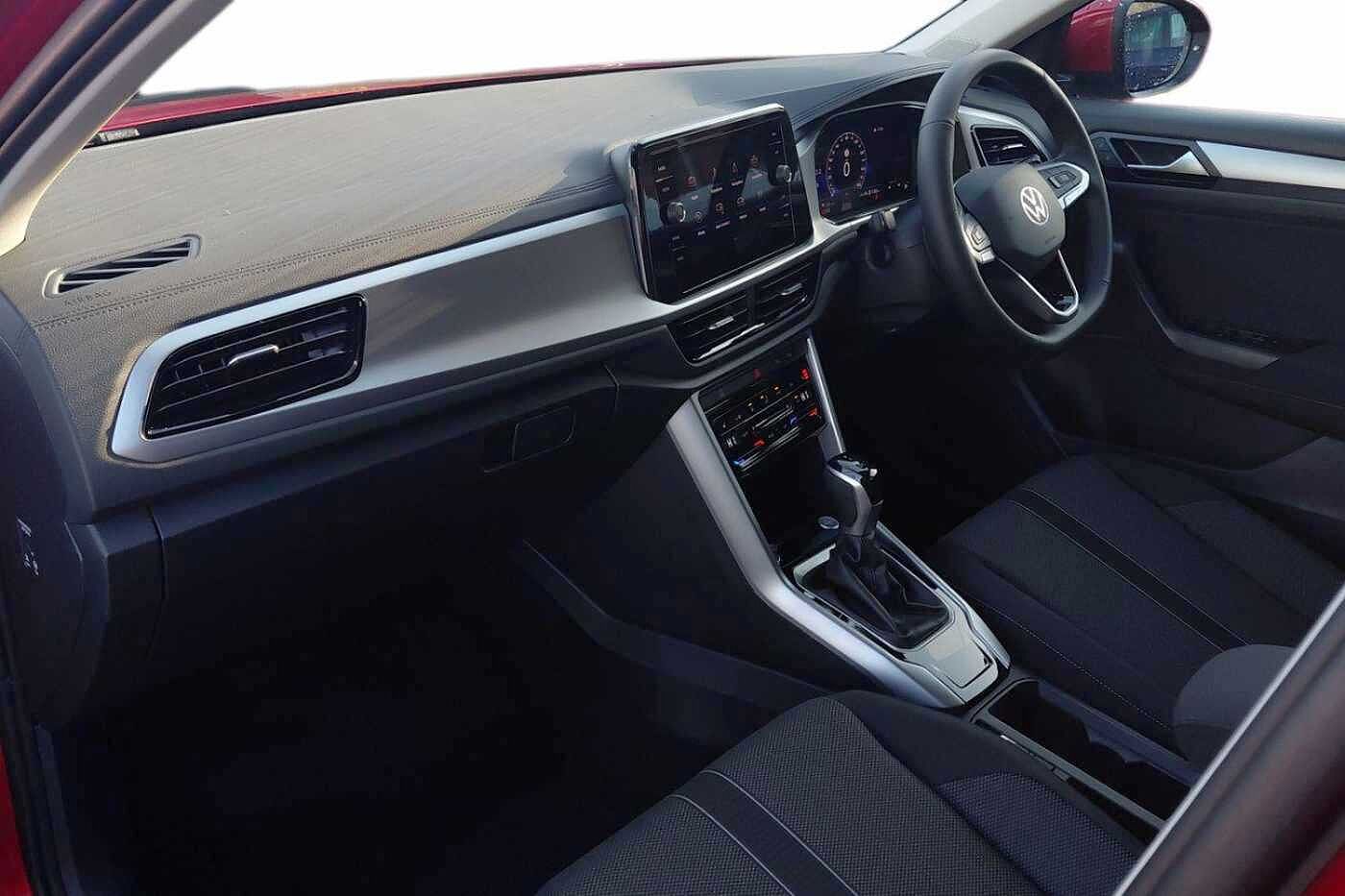 Used Volkswagen T-Roc 2025 for sale - 76500892: Photo 2