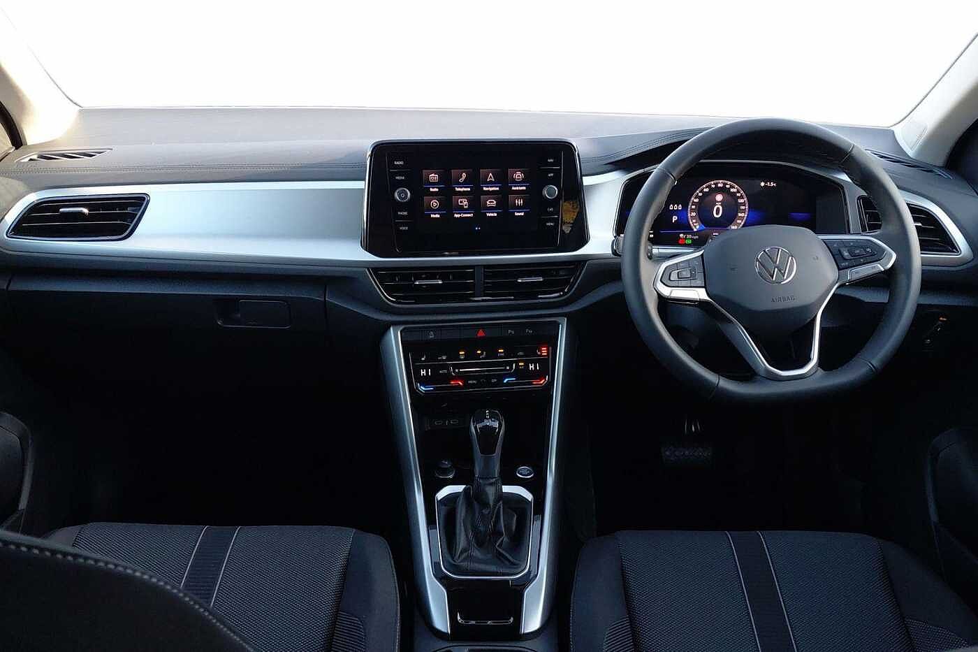 Used Volkswagen T-Roc 2025 for sale - 76500892: Photo 8