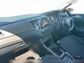 Used Volkswagen Polo 2019 for sale - 79375530: Photo