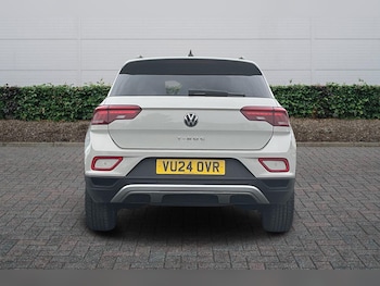 Used Volkswagen T-Roc 2024 for sale - 78449701: Photo