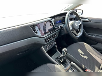 Used Volkswagen Polo 2024 for sale - 78959791: Photo