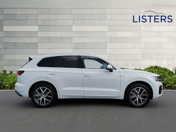 Used Volkswagen Touareg 2018 for sale - 74910164: Photo