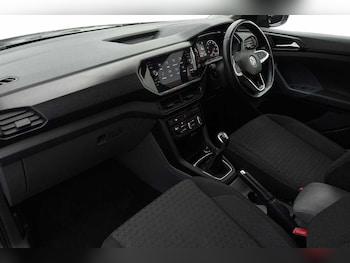 Used Volkswagen T-Cross 2019 for sale - 77442116: Photo