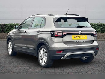 Used Volkswagen T-Cross 2019 for sale - 77442116: Photo