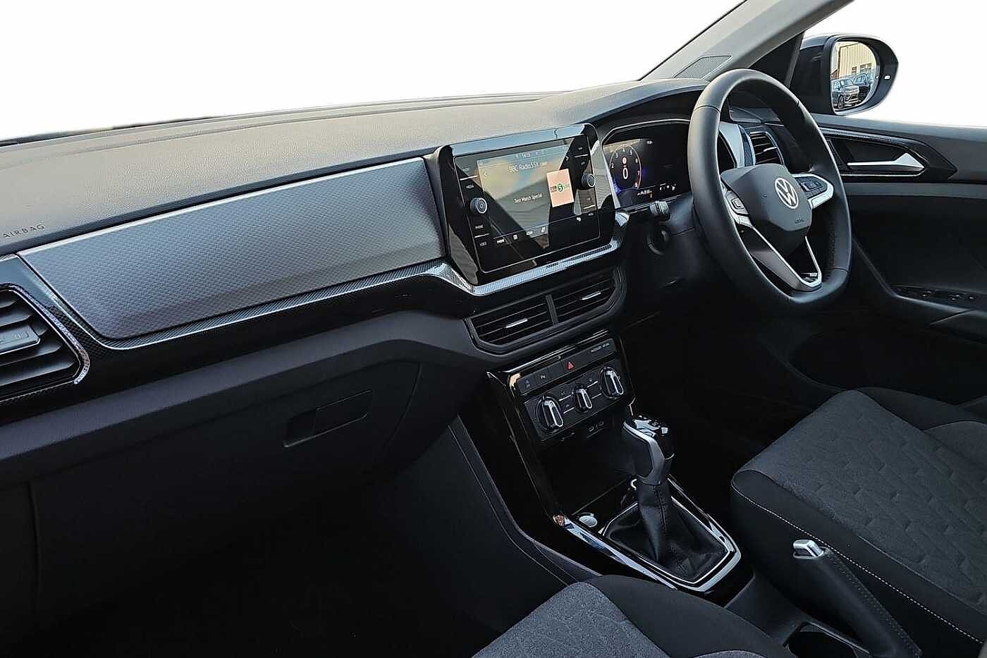 Used Volkswagen T-Cross 2025 for sale - 77177243: Photo 2